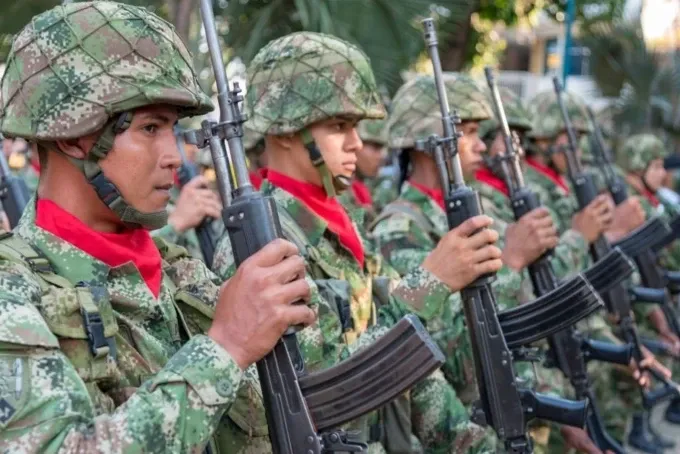 Implementos de seguridad del ESMAD