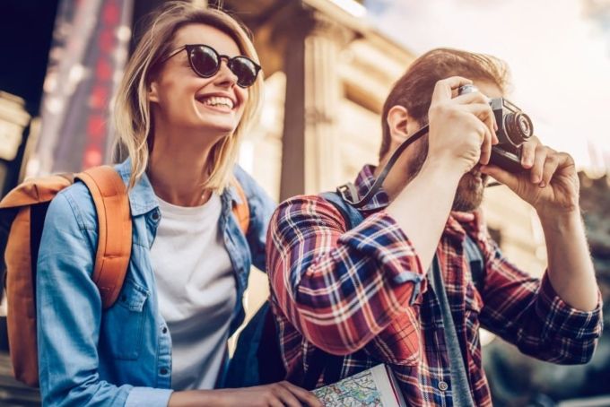 Recomendaciones de salud y finanzas para viajar en fin de año